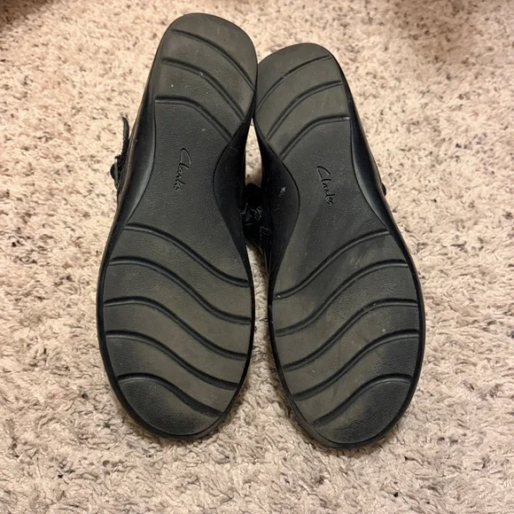 Clarks Black Comfort Ankle Boots Booties side zip size 9 - Picture 6 of 7